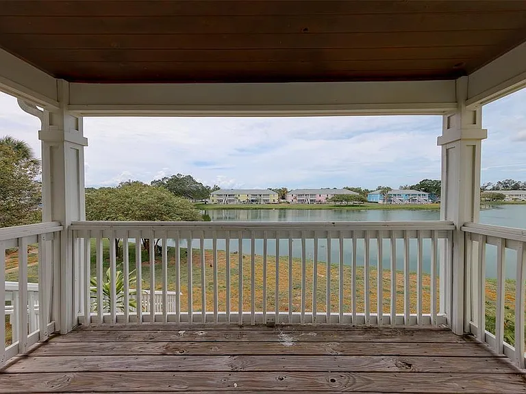 222 Pompano Dr SE #H — Photo 28