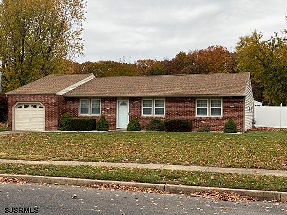 3rd image of 19 Mariner Dr