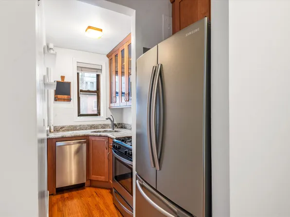 400 West 58th Street image 8 of 17