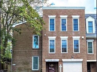 1606 Key Blvd, Arlington, VA 22209