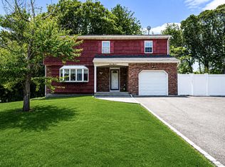 300 Browns Road, Nesconset, NY 11767