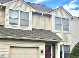 312 Surrey Pl, Macungie, PA 18062