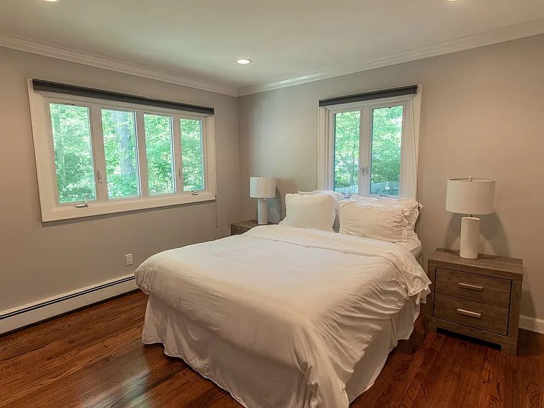 36 Tyrone Dr — Photo 8