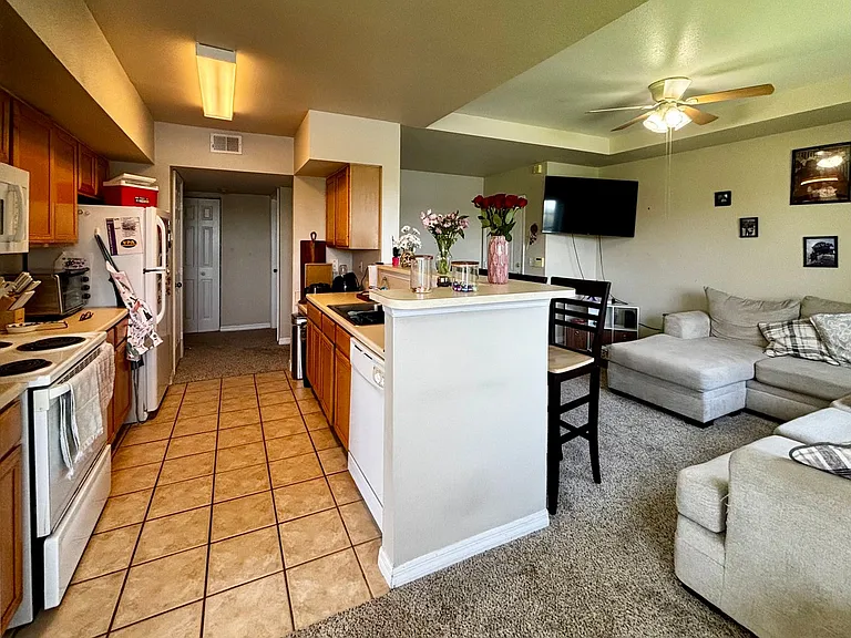 1020 Villagio Cir #205 — Photo 11