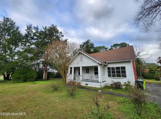 1708 Lucerne Way, New Bern, NC 28560