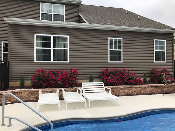 Saltwater fiberglass pool