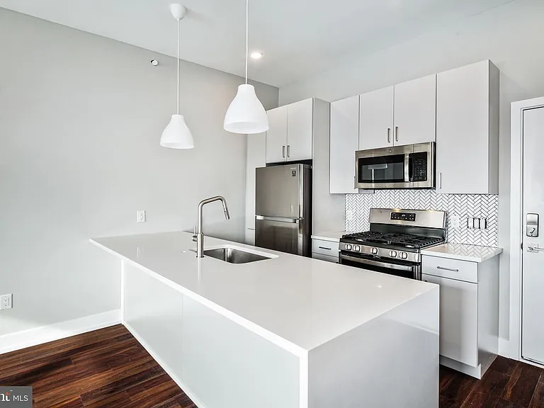 1527-29 Ridge Ave #1B — Photo 12