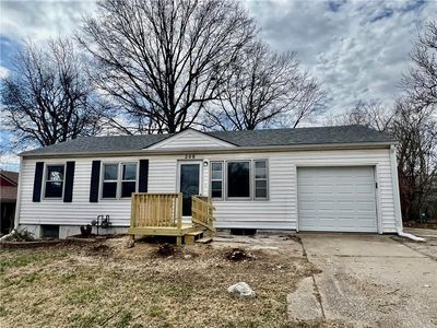 208 N Jennings Rd, Independence, MO, 64056