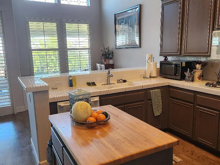 21301 Cythera — Photo 2