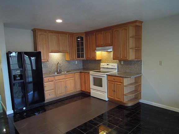 2nd image of 2106 Alexian Dr