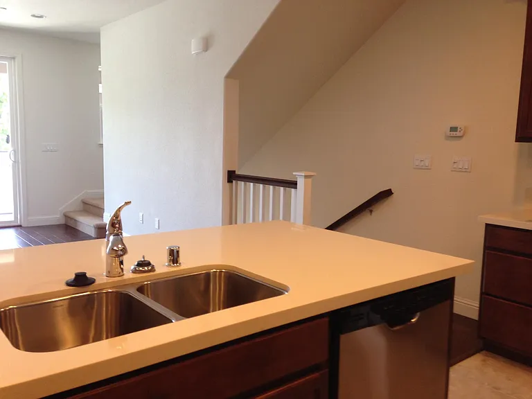 3220 Yucca Ave #6 — Photo 3