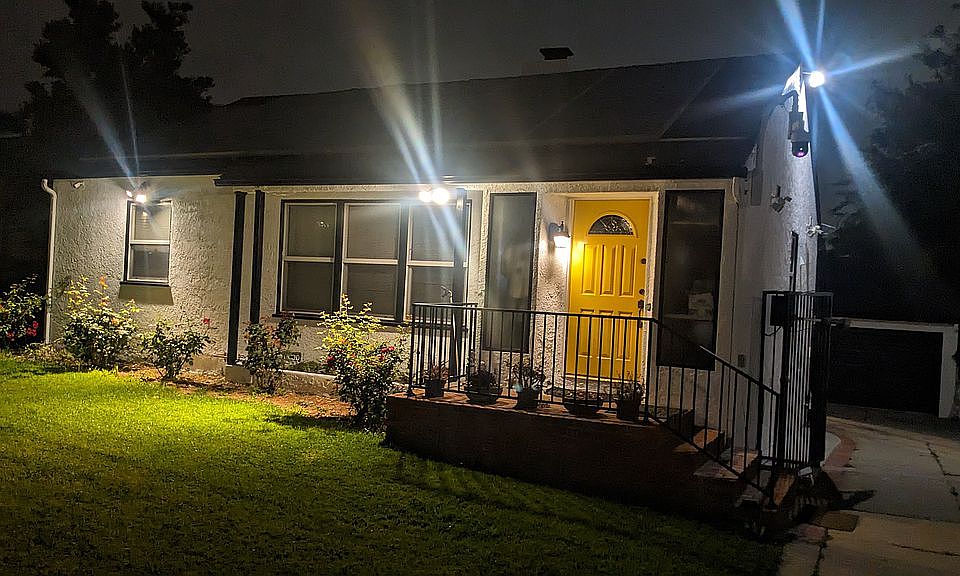 2nd image of 8414 Bleriot Ave