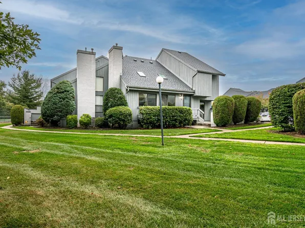 118 Linda Ln, Edison, NJ 08820