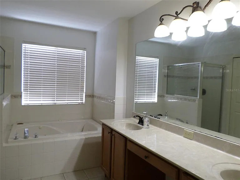 19407 Sandy Springs Cir — Photo 18