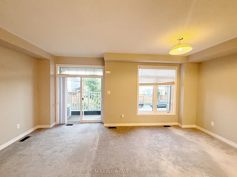 113 Hartley Ave #32 — Photo 7