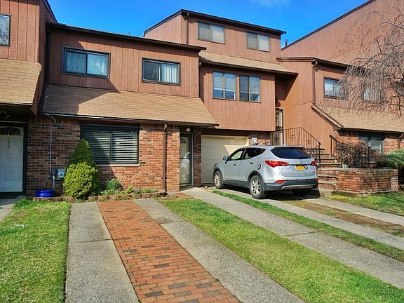 3rd image of 193 Stonegate Dr