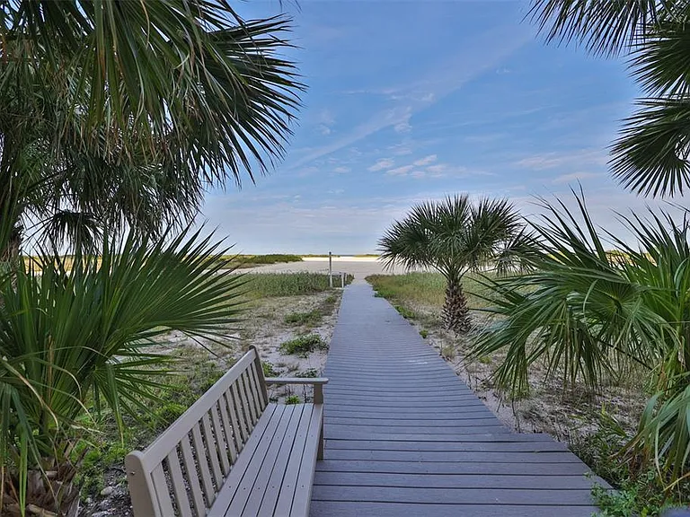 1270 Gulf Blvd #1706 — Photo 34