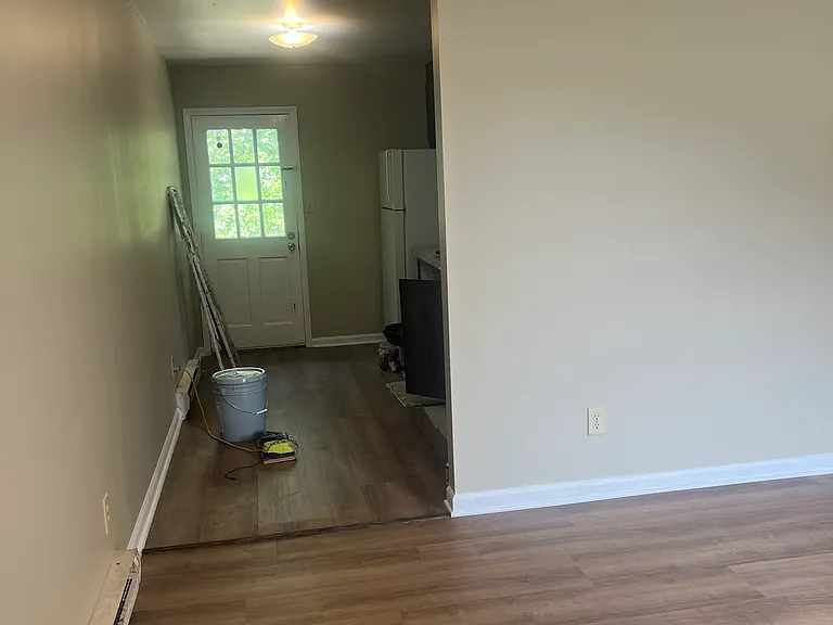 Tanner Dr — Photo 3