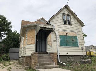 3011 N 12th St, Milwaukee, WI 53206