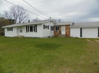 7593 Paradise Trl, Carp Lake, MI 49718