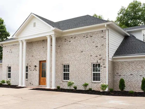 248 Shades Crest Rd, Birmingham, AL 35226