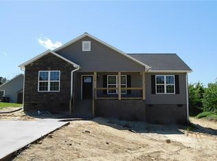 134 Mount Calvary Rd, Thomasville, NC 27360