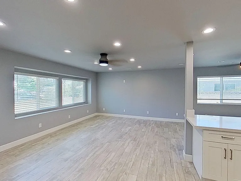 13922 Heidi St — Photo 5