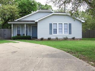 3406 Judythe Ct, Bryan, TX 77803