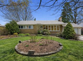 39 Ford Cres, London, ON N6G 1H8