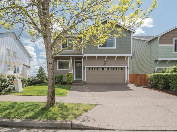 13052 SE Meadehill Ave, Happy Valley, OR 97086