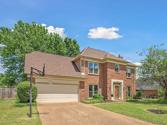 2nd image of 8398 Shingle Oaks Dr