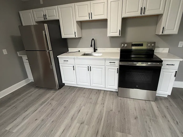 266 Linden St #2 — Photo 31