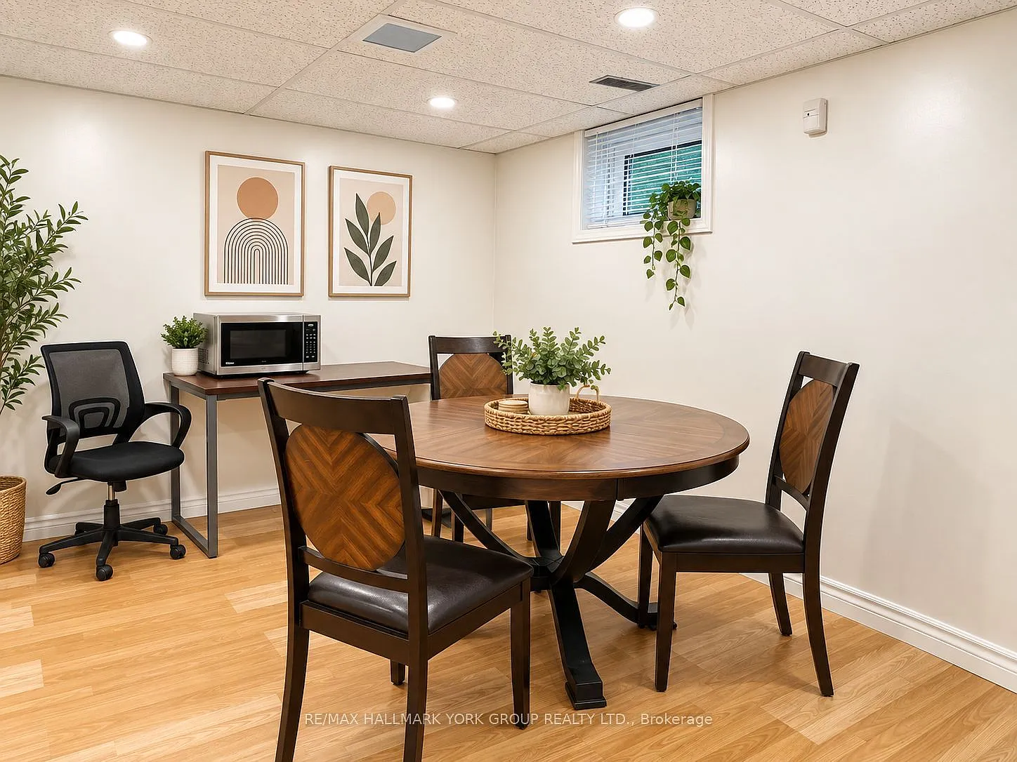 22 Thorne Ln — Photo 4