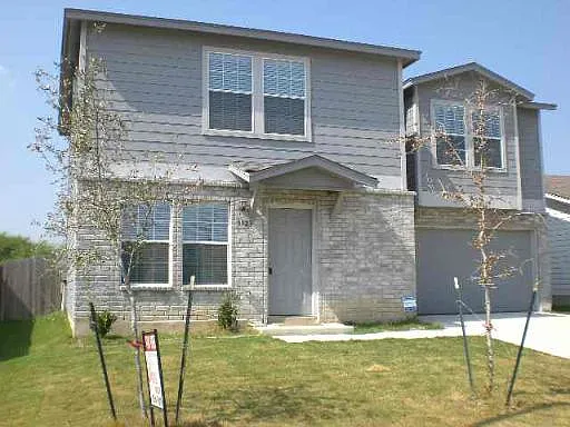 3 bed, 2.5 bath, 1554 sqft, $1,595 — Photo 4