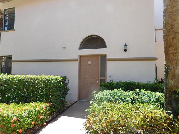 2nd image of 5195 Europa Dr APT N