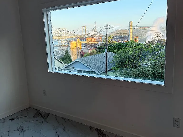 735 Alhambra St #1 — Photo 12