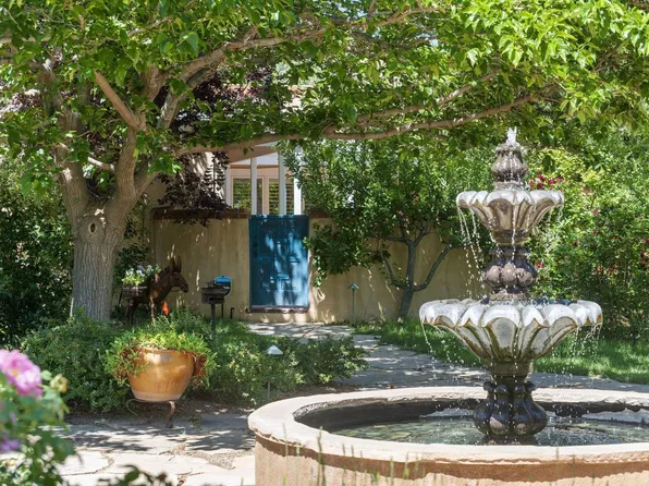 653 Canyon Rd APT 8, Santa Fe, NM 87501