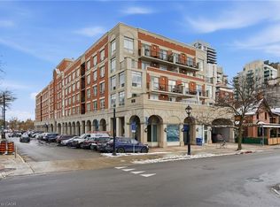 430 Pearl St #403, Burlington, ON L7R 4J8