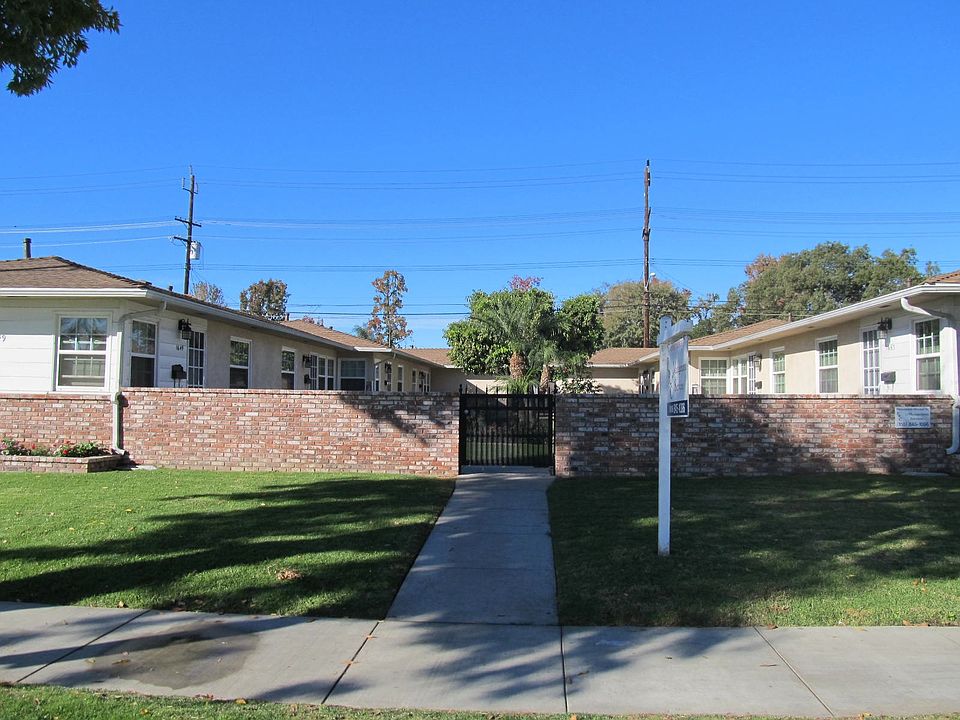 1st image of 1661 N Hollywood Way