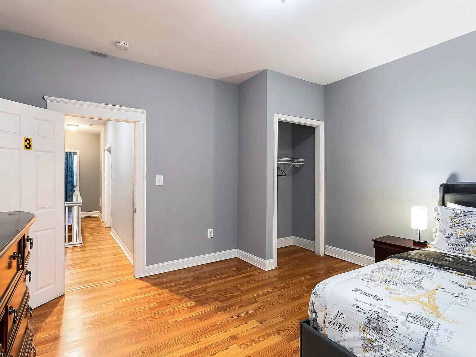 4 bed, 2.5 bath, 1250 sqft, $793 — Photo 2