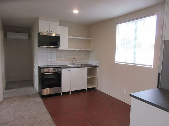 2nd image of 12998 Herrick Ave