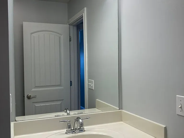 141 Twin Lakes Dr — Photo 24