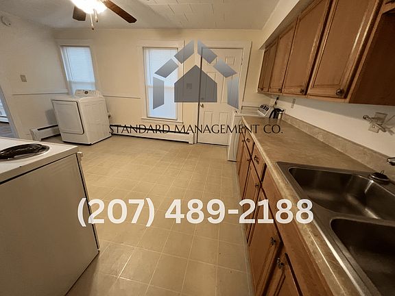 4th image of 212 Waldo St #6