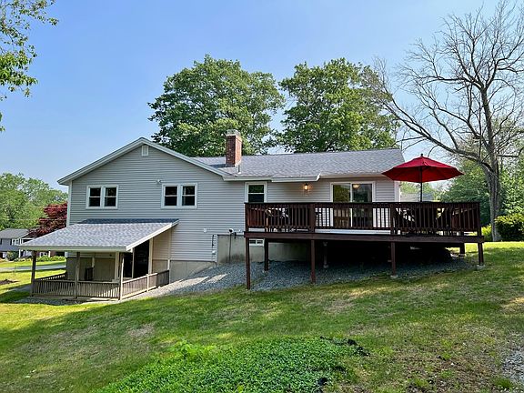 2nd image of 5 Wildwood Lane
