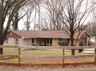 30 Roving Hills Cres, Cartersville, GA 30121