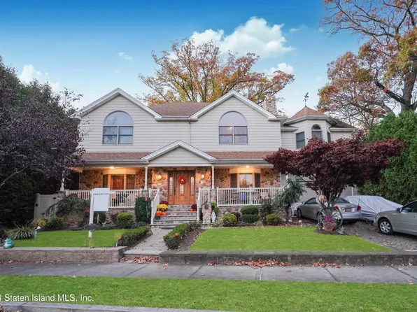 25 Tarring St, Staten Island, NY 10306