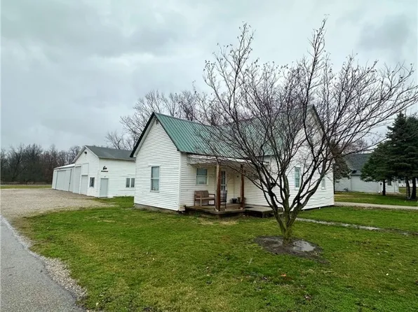 401 E Union St, Paris, IL 61944