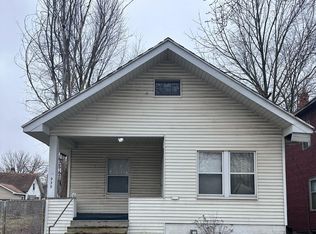 939 Paddington Ave, Flint, MI 48507