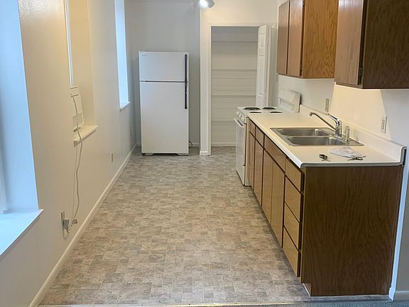 4th image of 454 S 500 E APT 1