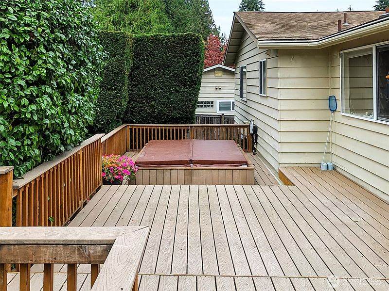 4th image of 7003 134th Avenue NE